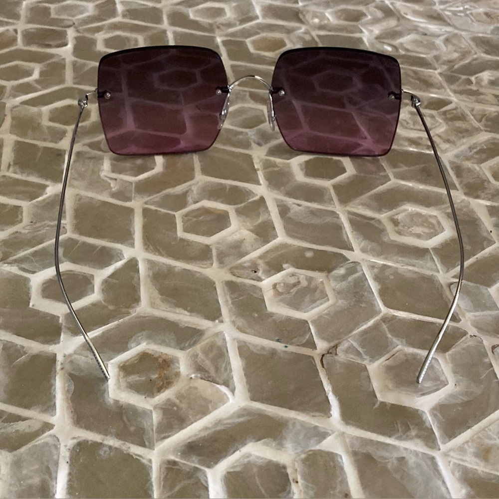 Oliver Peoples UV-Protected Square Rimless Sunglasses (0OV1268S) - Picture 5 of 11